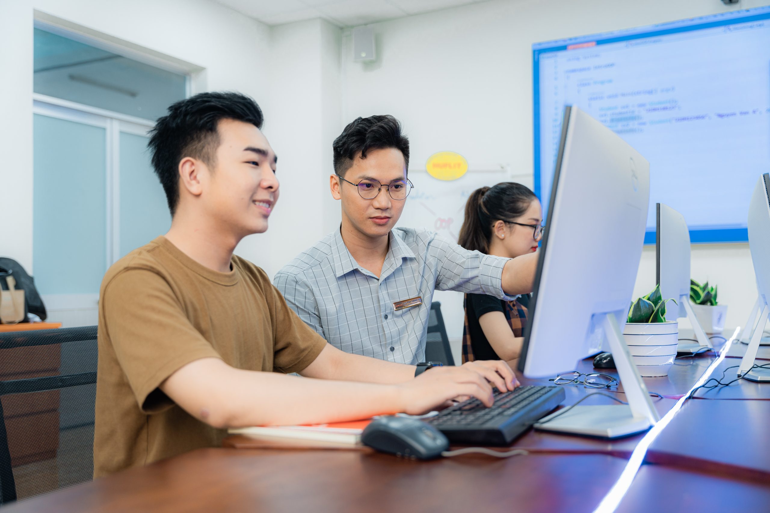 nghe Cong nghe thong tin