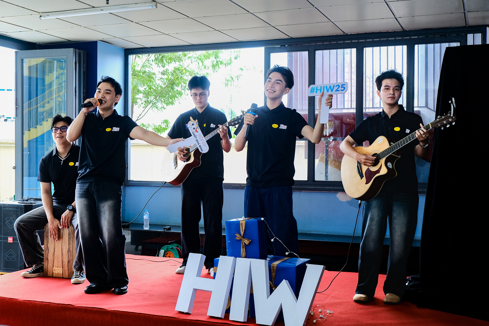 Thực tế HIW25
