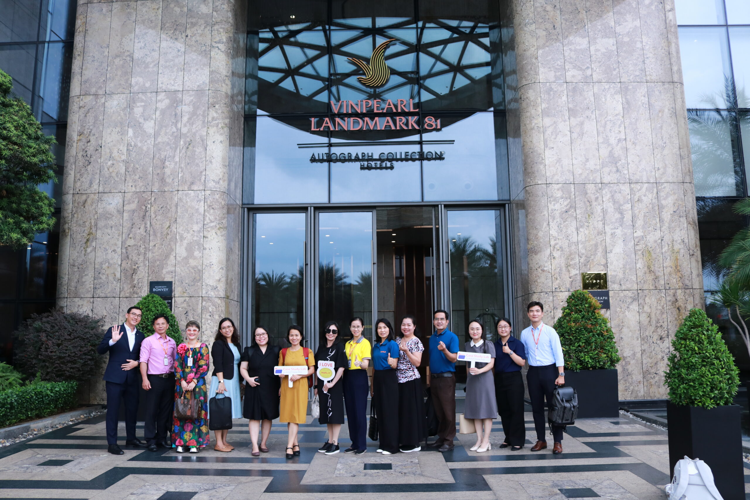 Không gian sảnh đẳng cấp tại Vinpearl Landmark 81 Autograph Collection